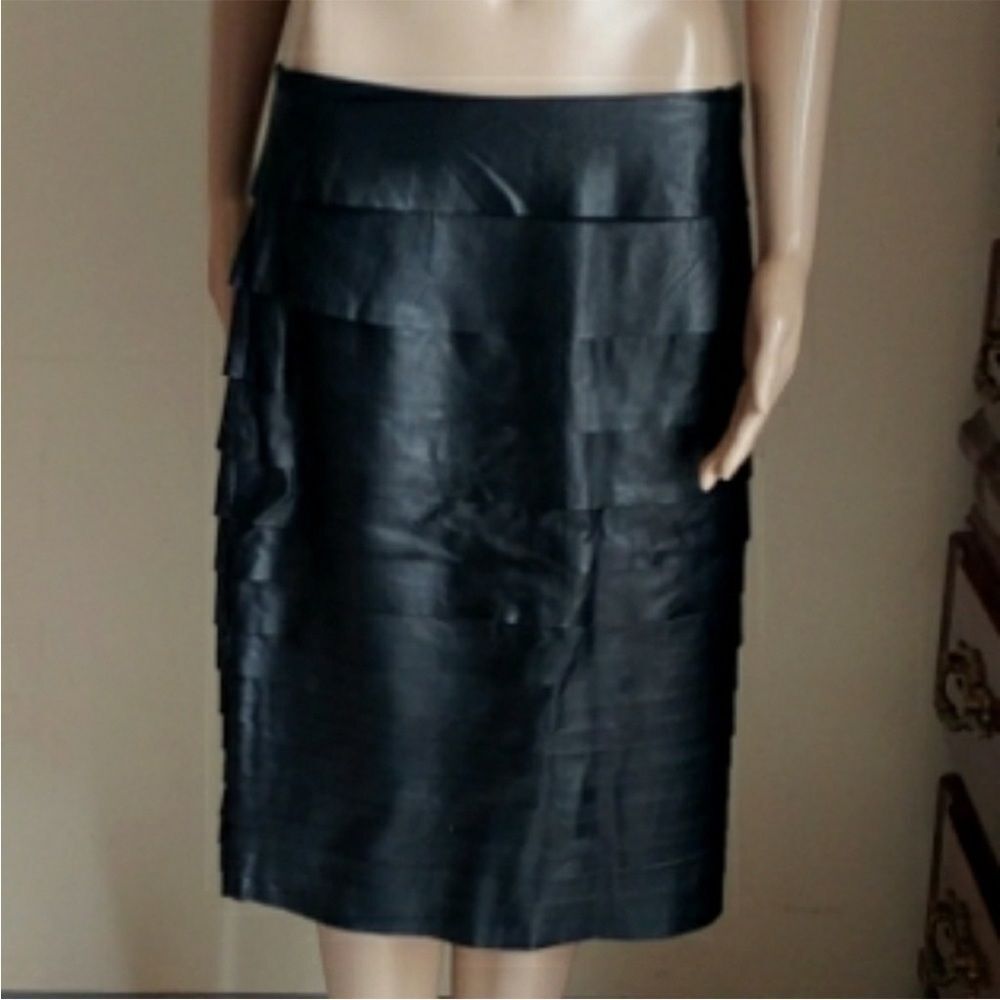 White House Black Market leather pencil skirt - Picture 4 of 12